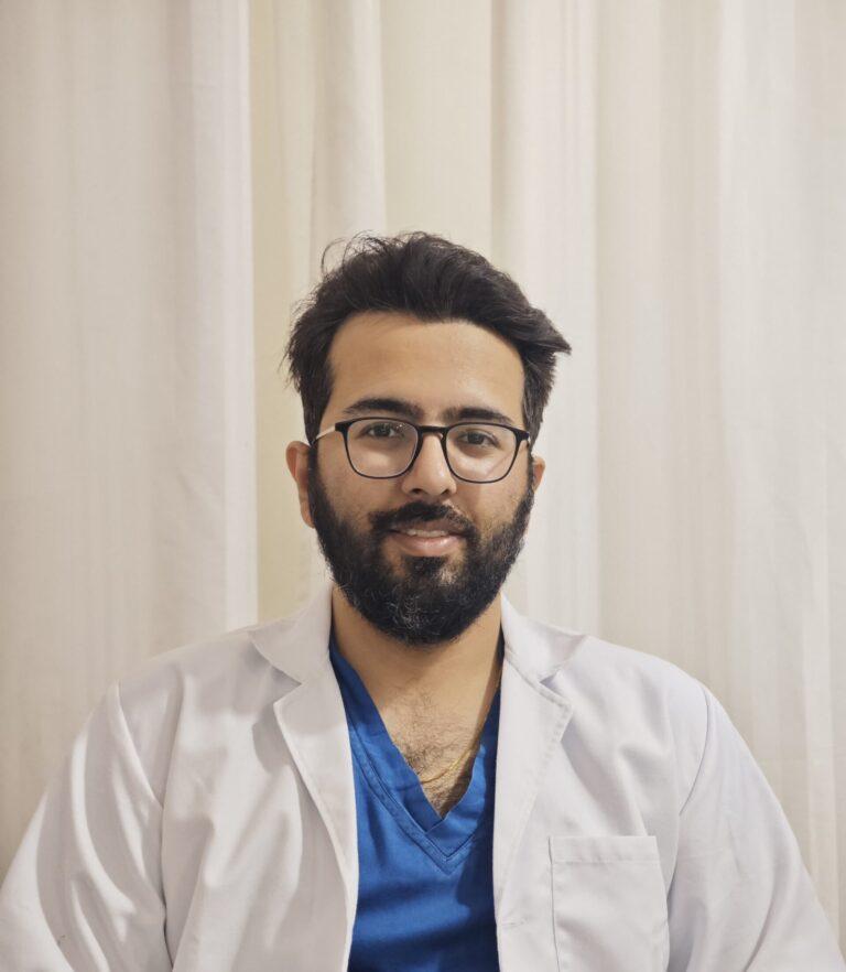 Dr Vatsal Thakral